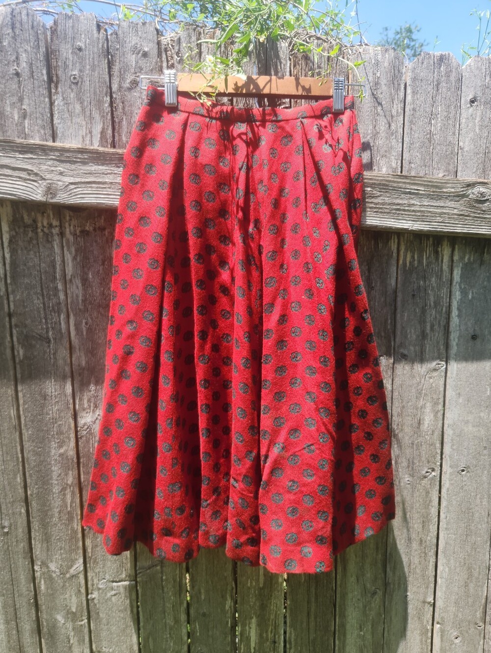 Vintage Red Paisley Dark Academia Pleated Skirt